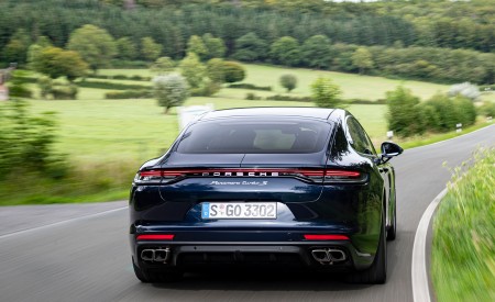 2021 Porsche Panamera Turbo S Executive (Color: Night Blue Metallic) Rear Wallpapers 450x275 (9)