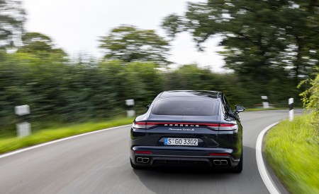 2021 Porsche Panamera Turbo S Executive (Color: Night Blue Metallic) Rear Wallpapers 450x275 (10)