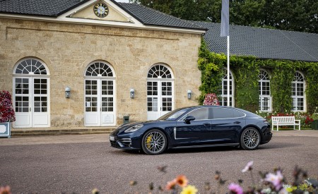 2021 Porsche Panamera Turbo S Executive (Color: Night Blue Metallic) Side Wallpapers 450x275 (22)
