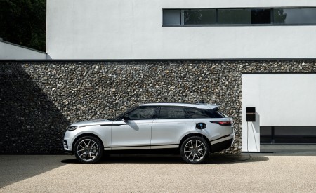 2021 Range Rover Velar P400e Plug-In Hybrid Side Wallpapers 450x275 (18)