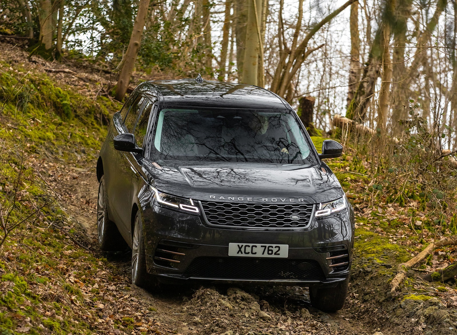 2021 Range Rover Velar D300 MHEV R-Dynamic SE Front Wallpapers (10)