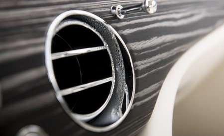 2021 Rolls-Royce Ghost Interior Detail Wallpapers 450x275 (64)