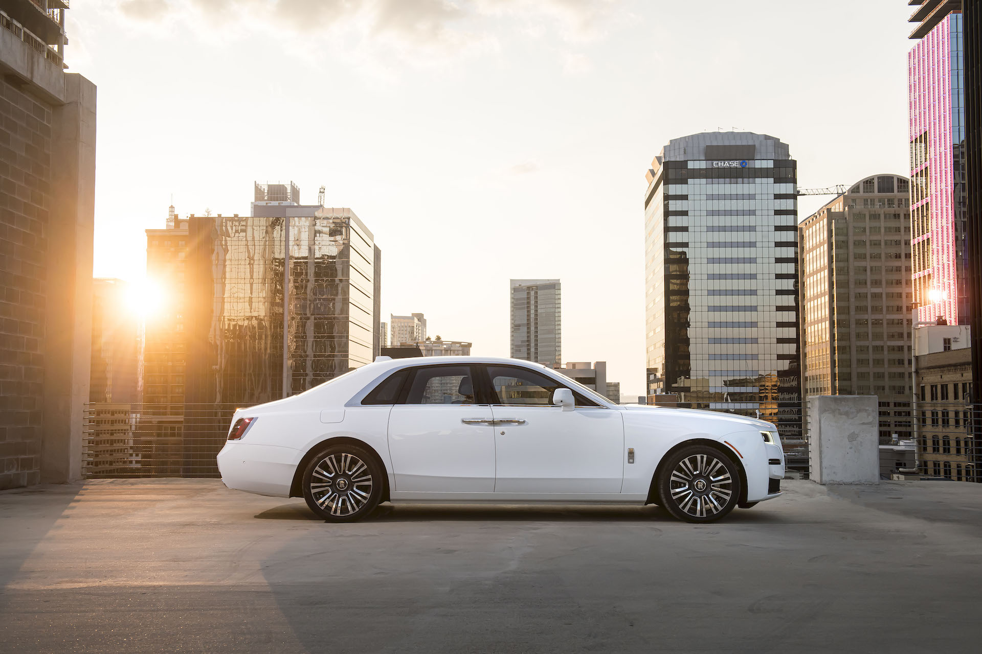 2021 Rolls-Royce Ghost Side Wallpapers #37 of 91