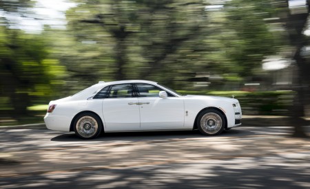 2021 Rolls-Royce Ghost Side Wallpapers 450x275 (49)