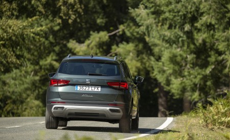 2021 SEAT Ateca Rear Wallpapers 450x275 (41)