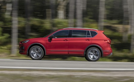2021 SEAT Tarraco FR Side Wallpapers 450x275 (11)