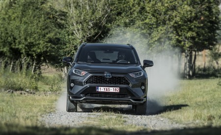 2021 Toyota RAV4 Plug-In Hybrid (Euro-Spec) Front Wallpapers 450x275 (53)
