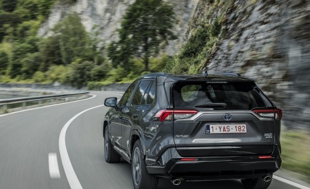 2021 Toyota RAV4 Plug-In Hybrid (Euro-Spec) Rear Wallpapers 450x275 (33)
