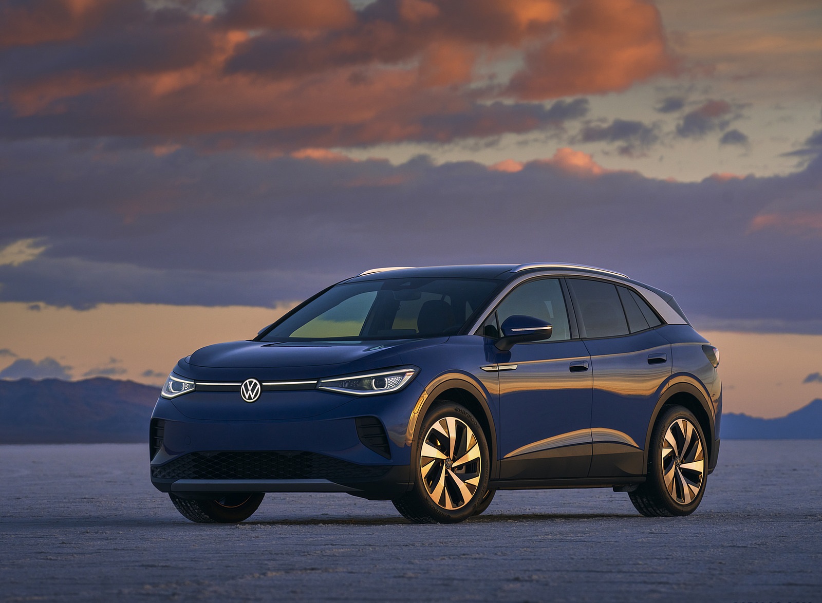 2021 Volkswagen ID.4 Pro S (US-Spec) Front Three-Quarter Wallpapers (10)