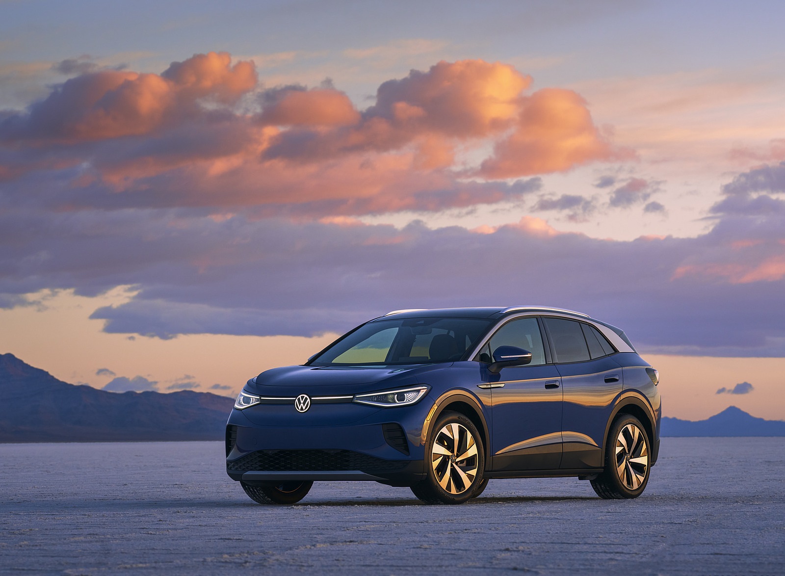 2021 Volkswagen ID.4 Pro S (US-Spec) Front Three-Quarter Wallpapers (11)