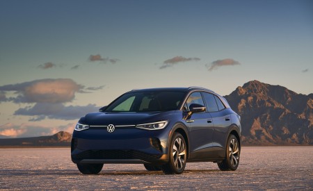 2021 Volkswagen ID.4 Pro S (US-Spec) Front Three-Quarter Wallpapers 450x275 (13)
