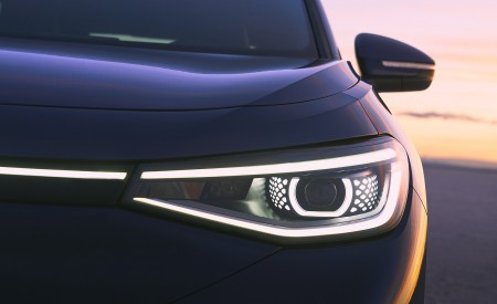 2021 Volkswagen ID.4 Pro S (US-Spec) Headlight Wallpapers 450x275 (23)