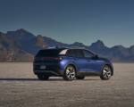 2021 Volkswagen ID.4 Pro S (US-Spec) Rear Three-Quarter Wallpapers 150x120 (18)