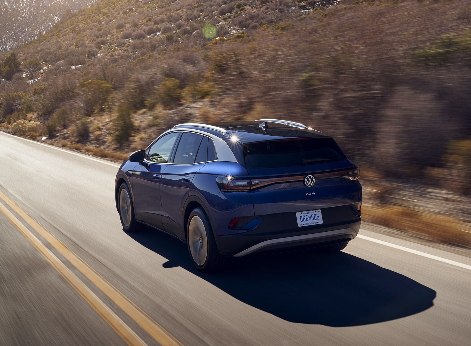 2021 Volkswagen ID.4 Pro S (US-Spec) Rear Three-Quarter Wallpapers (7)