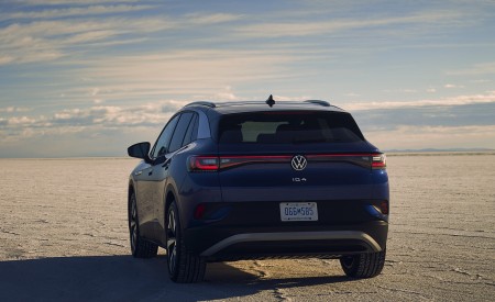 2021 Volkswagen ID.4 Pro S (US-Spec) Rear Wallpapers 450x275 (20)