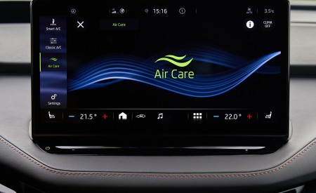 2021 Škoda ENYAQ iV Central Console Wallpapers 450x275 (62)