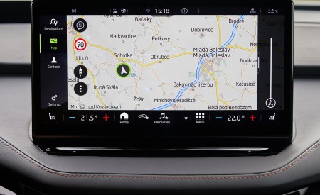 2021 Škoda ENYAQ iV Central Console Wallpapers 450x275 (59)