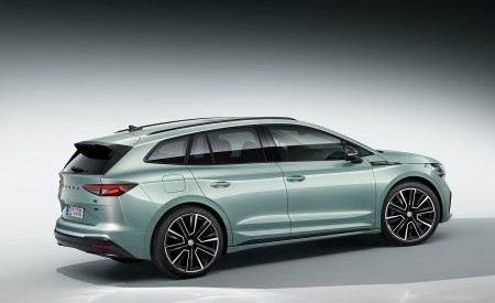 2021 Škoda ENYAQ iV Founders Edition Rear Three-Quarter Wallpapers 450x275 (128)