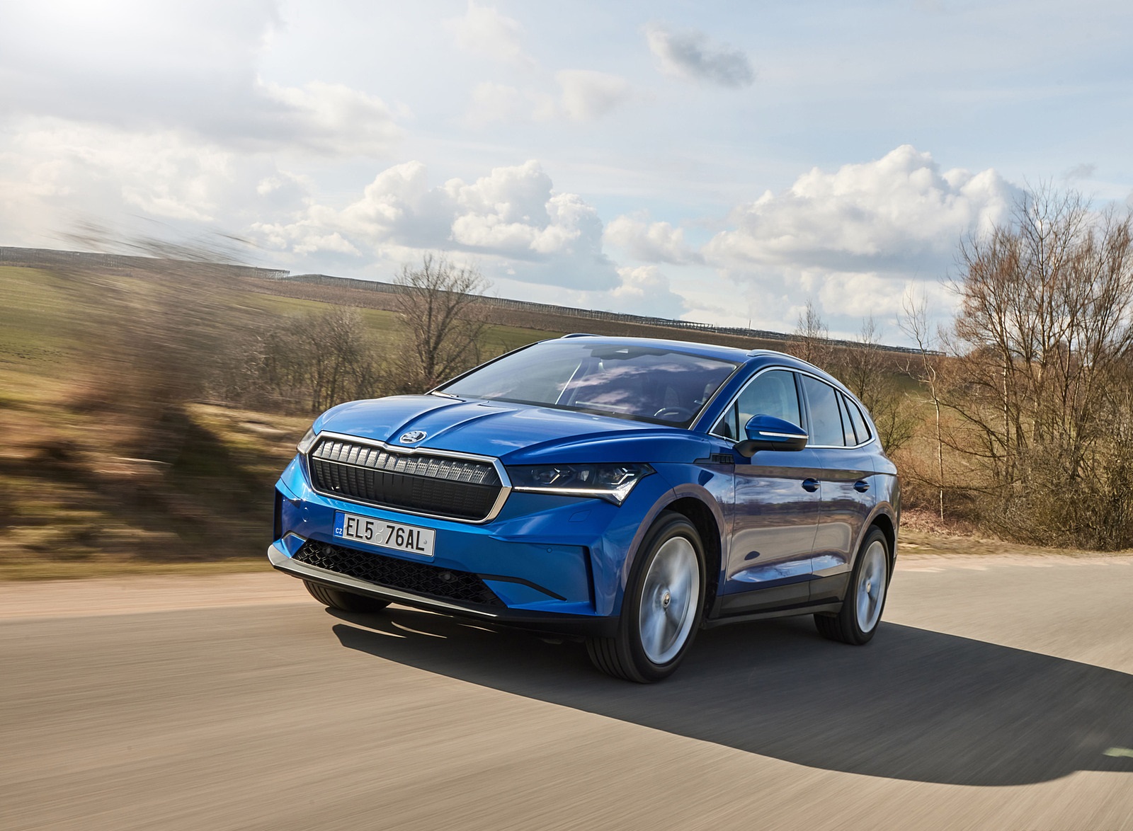 2021 Škoda ENYAQ iV Front Three-Quarter Wallpapers (4)