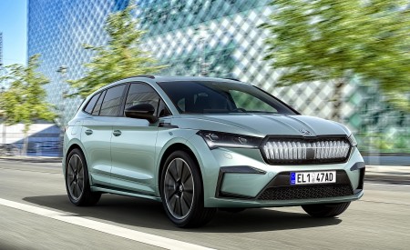2021 Škoda ENYAQ iV Front Three-Quarter Wallpapers  450x275 (75)