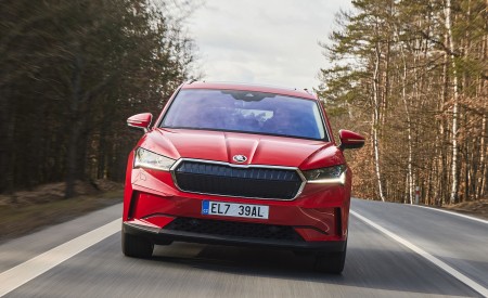 2021 Škoda ENYAQ iV Front Wallpapers 450x275 (25)