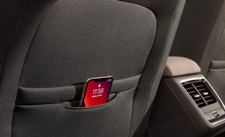 2021 Škoda ENYAQ iV Interior Detail Wallpapers  450x275 (116)