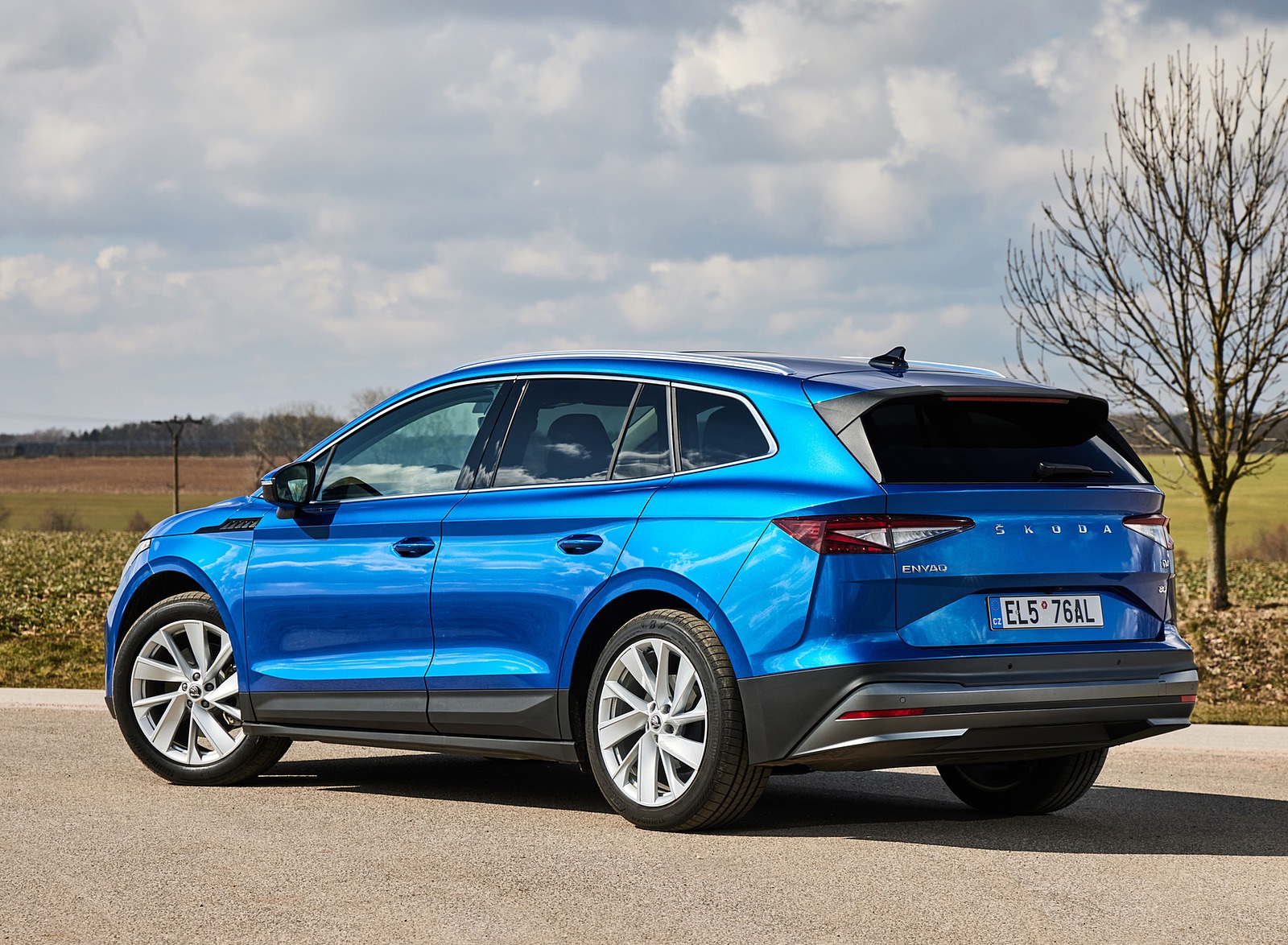 2021 Škoda ENYAQ iV Rear Three-Quarter Wallpapers  (13)