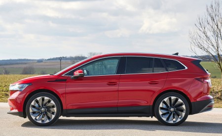2021 Škoda ENYAQ iV Side Wallpapers  450x275 (35)