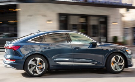 2020 Audi e-tron Sportback S-Line (US-Spec) Side Wallpapers 450x275 (12)