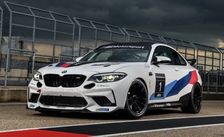 2020 BMW M2 CS Racing Front Three-Quarter Wallpapers  450x275 (28)