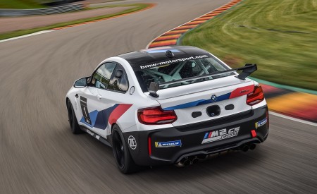 2020 BMW M2 CS Racing Rear Three-Quarter Wallpapers 450x275 (19)