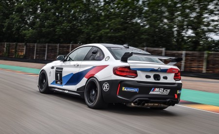2020 BMW M2 CS Racing Rear Three-Quarter Wallpapers 450x275 (13)