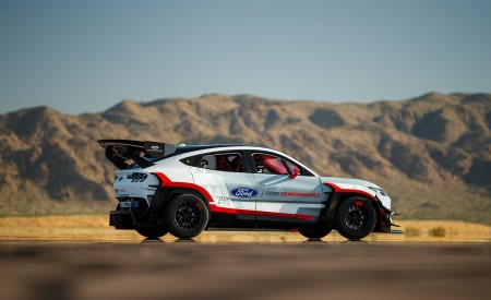 2020 Ford Mustang Mach-E 1400 Concept Side Wallpapers 450x275 (21)