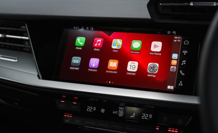 2021 Audi A3 Sportback TFSI e Plug-In Hybrid (UK-Spec) Central Console Wallpapers  450x275 (103)