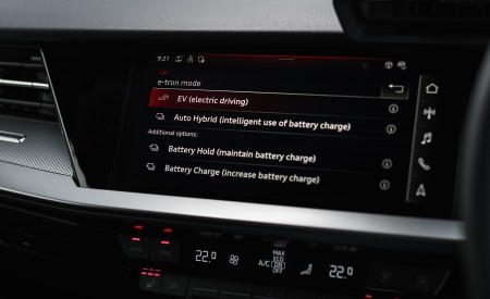 2021 Audi A3 Sportback TFSI e Plug-In Hybrid (UK-Spec) Central Console Wallpapers  450x275 (102)