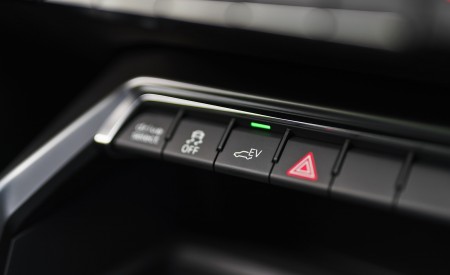 2021 Audi A3 Sportback TFSI e Plug-In Hybrid (UK-Spec) Central Console Wallpapers 450x275 (110)