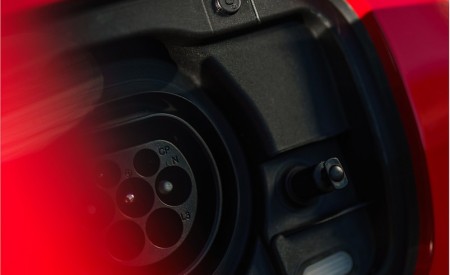 2021 Audi A3 Sportback TFSI e Plug-In Hybrid (UK-Spec) Charging Port Wallpapers  450x275 (66)
