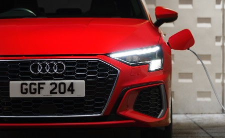2021 Audi A3 Sportback TFSI e Plug-In Hybrid (UK-Spec) Detail Wallpapers 450x275 (79)