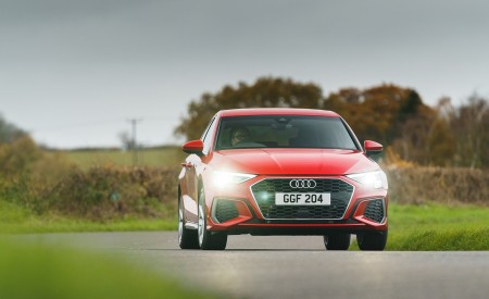 2021 Audi A3 Sportback TFSI e Plug-In Hybrid (UK-Spec) Front Wallpapers  450x275 (23)