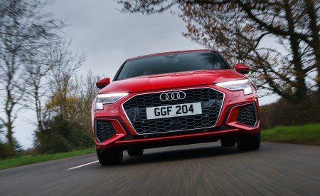 2021 Audi A3 Sportback TFSI e Plug-In Hybrid (UK-Spec) Front Wallpapers 450x275 (8)