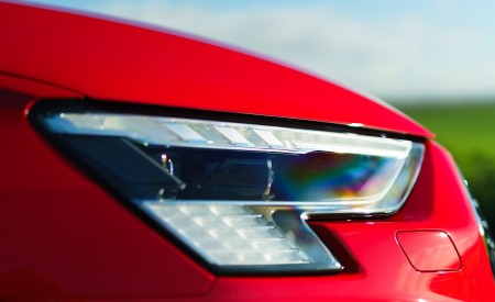 2021 Audi A3 Sportback TFSI e Plug-In Hybrid (UK-Spec) Headlight Wallpapers  450x275 (50)