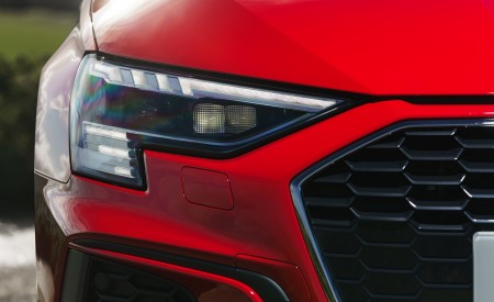 2021 Audi A3 Sportback TFSI e Plug-In Hybrid (UK-Spec) Headlight Wallpapers  450x275 (49)