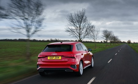 2021 Audi A3 Sportback TFSI e Plug-In Hybrid (UK-Spec) Rear Wallpapers  450x275 (18)