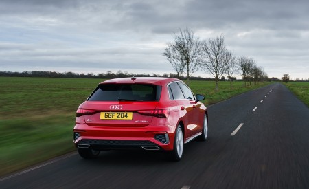 2021 Audi A3 Sportback TFSI e Plug-In Hybrid (UK-Spec) Rear Wallpapers  450x275 (19)