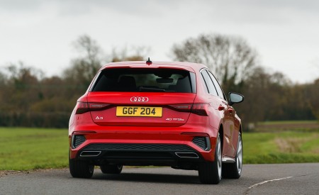 2021 Audi A3 Sportback TFSI e Plug-In Hybrid (UK-Spec) Rear Wallpapers 450x275 (38)