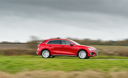 2021 Audi A3 Sportback TFSI e Plug-In Hybrid (UK-Spec) Side Wallpapers  450x275 (27)