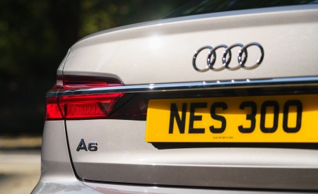 2021 Audi A6 50 TFSI e (UK-Spec) Detail Wallpapers  450x275 (54)