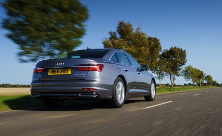 2021 Audi A6 50 TFSI e (UK-Spec) Rear Three-Quarter Wallpapers 450x275 (8)