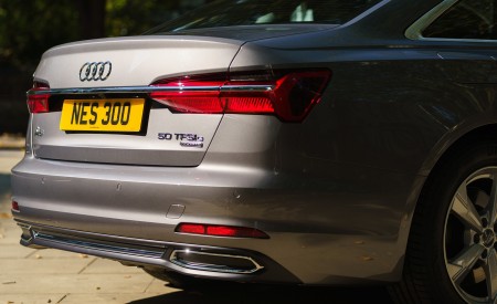 2021 Audi A6 50 TFSI e (UK-Spec) Rear Wallpapers 450x275 (52)