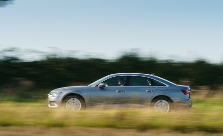 2021 Audi A6 50 TFSI e (UK-Spec) Side Wallpapers 450x275 (14)